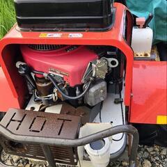 ジャンク乗車型草刈機の画像