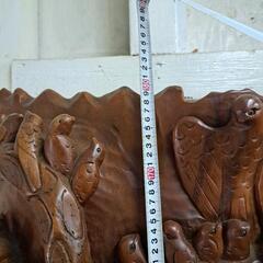 木彫りの置物の画像