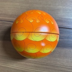 メラメラの実　缶ケースの画像