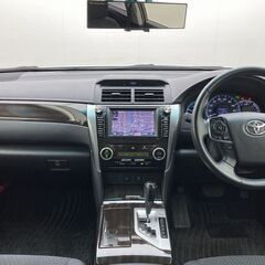 ✨🎉【車を買うなら今が超チャンス！】🎉✨ オトロン岐阜店イチオシ！大人気の『トヨタ カムリ ハイブリッド Gパッケージ』登場🎊最大10万円がお得🎊 期間限定キャンペーン実施中！の画像