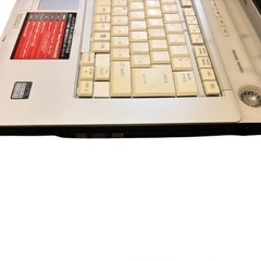【東芝 dynabook AX/55E 本体＋ACアダプタ セット／部品取り・修理練習に】の画像