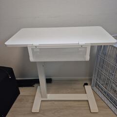 IKEA ラップトップテーブル　68x36cm の画像