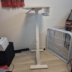 IKEA ラップトップテーブル　68x36cm の画像
