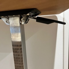 昇降テーブルの画像