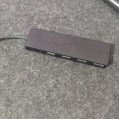 パソコン　ノートパソコン　Anker　USBハブ　の画像