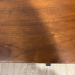 昇降テーブルの画像