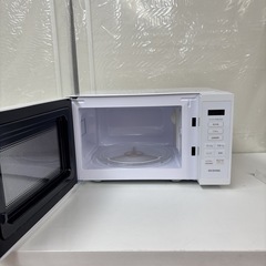 I484 🌈 2023年製の高年式♪ アイリスオーヤマ 電子レンジ 650Ｗ ⭐ 動作確認済 ⭐ クリーニング済の画像