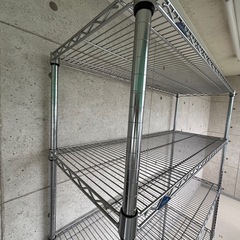 銀ラックの画像