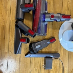 動作品 ダイソンコードレス掃除機 dyson sv12の画像