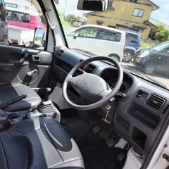 ☆　スズキ　キャリー　軽トラック　エアコン　MT　四駆車　105,663km　☆の画像