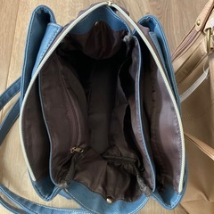 バッグ　合皮　ベージュ　ブルー
の画像