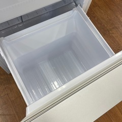 2ドア冷蔵庫の画像