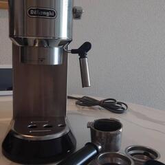 デロンギ　コーヒーグラインダー&エスプレッソメーカーセットの画像