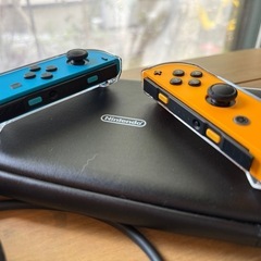 【美品】Nintendo Switch 有機ELモデル ホワイト + ジョイコン2セット + 純正ケースの画像