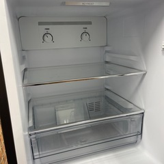 2ドア冷蔵庫の画像