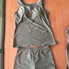 【体型カバーに】洋服みたいに着られる レディース水着4点セット（Mサイズ）の画像
