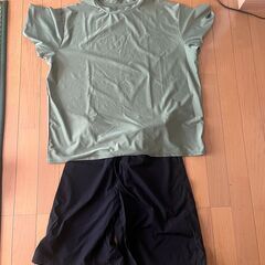 【体型カバーに】洋服みたいに着られる レディース水着4点セット（Mサイズ）の画像
