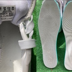 
プーマ PUMA スニーカー 厚底  24cmの画像