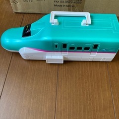 トミカなど乗り物おもちゃの画像