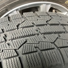 スタッドレスタイヤの画像