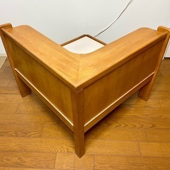 【近日 粗大ゴミ】カリモク　コーナーテーブルの画像