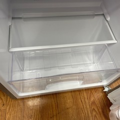 2ドア冷蔵庫の画像