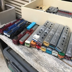 超山盛り　電車のおもちゃ　Nゲージサイズの画像