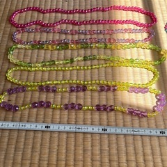 ビーズネックレス　ブレスレットの画像