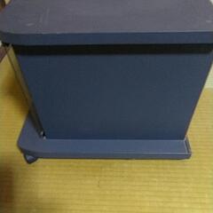 テレビ台の画像