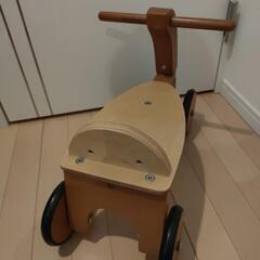 木のおもちゃ　四輪車（投稿管理番号：27）の画像