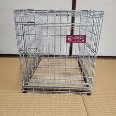 小型・中型犬用のペットケージの画像