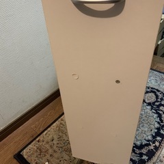 キャスターつき隙間収納の画像