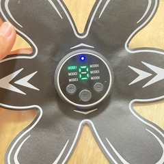 EMS 腹筋ベルト トレーニング 液晶表示 USB充電式 男女兼用 腹筋トレーニング 引き締め 筋トレ器具の画像