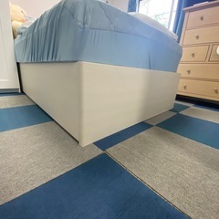セミダブルベットの画像