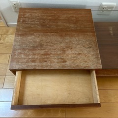 【中古/差し上げます】リビングローテーブルの画像