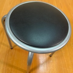 10〜18脚　パイプ椅子　スツール　丸イスの画像