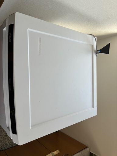 2022年製 Haier 102L ノンフロン冷凍庫