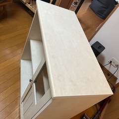 現役バリバリ！！使えます収納棚？TVラックの画像