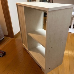 現役バリバリ！！使えます収納棚？TVラックの画像