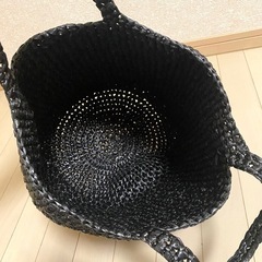 ハンドメイド トートバッグ スズランテープ ビニール紐 黒の画像