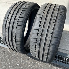 中古タイヤ 225/30/20 2本セットの画像