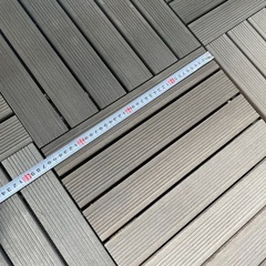 ウッドタイル　36✖️36の画像