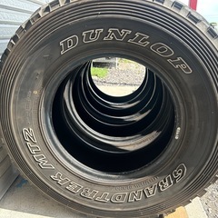 ダンロップ 　265/75R16 ダンロップ  ホワイトレター GRANDTREK MT2 ランクル パジェロの画像