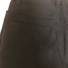 GU センタープレスカラーストレートパンツの画像