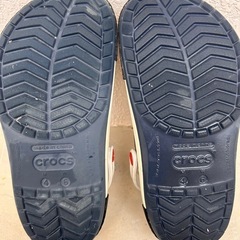 crocsサンダル２２.５くらいの画像
