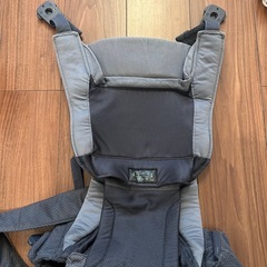 【美品】ヌナ　カドル　抱っこ紐　一式の画像