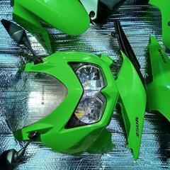 NINJA250r純正カウルセットプラス 純正マフラーの画像