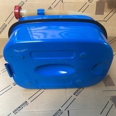 ガソリン携行缶　２０Ｌ　青色。の画像