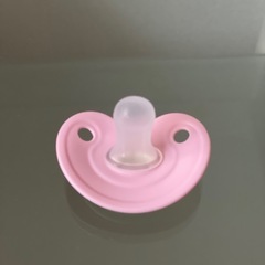 ピジョンおしゃぶりの画像