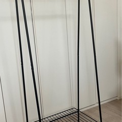 ニトリ　A型ハンガーラック①の画像